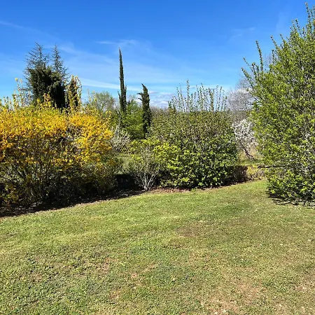 Tatil Evi La Parenthese Enchante, A La Campagne Montgesty