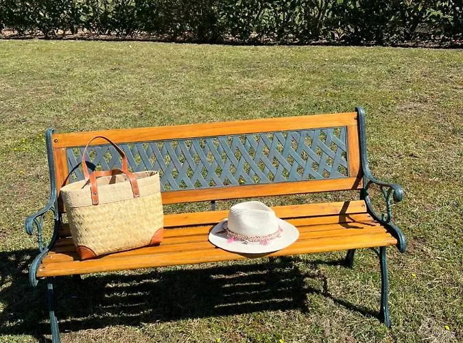 La Parenthese Enchante, A La Campagne * Montgesty